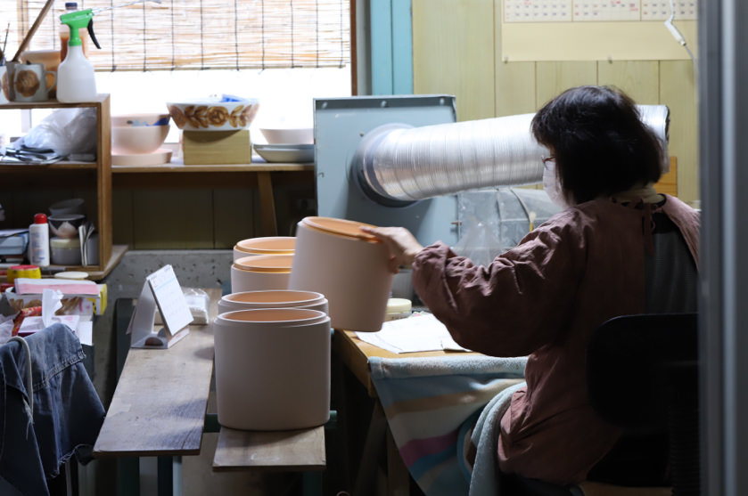波佐見大量生産の様子2